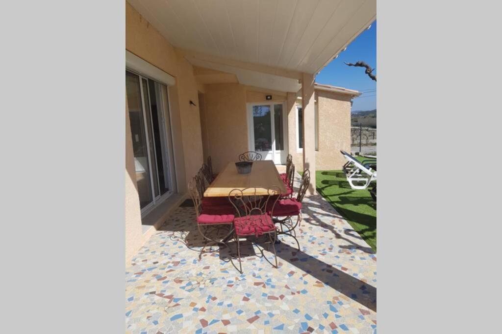 Vila Le Calme En Provence Tulette Exteriér fotografie